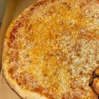 Best Xtra large cheese pizza and 10 chicken wings  in Las Vegas, NV